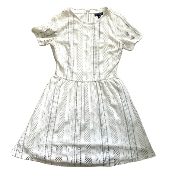 Topshop Dresses & Skirts - Topshop White Eyelet Dress. Size 2.